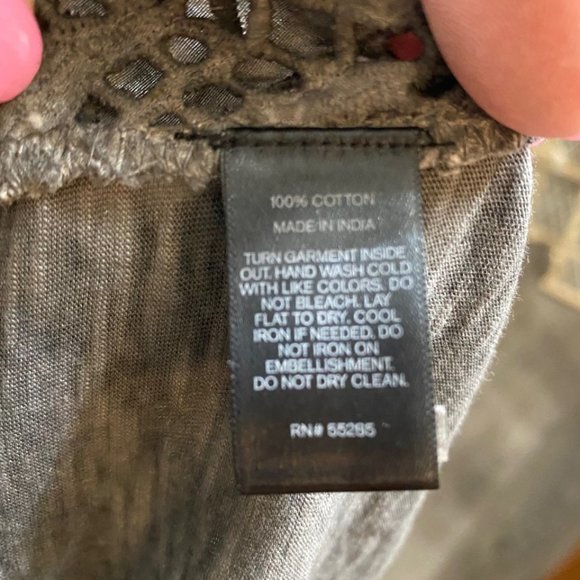 NWT Express Sleeveless Eyelet Top - Charcoal Gray - XS - Picture 7 of 9